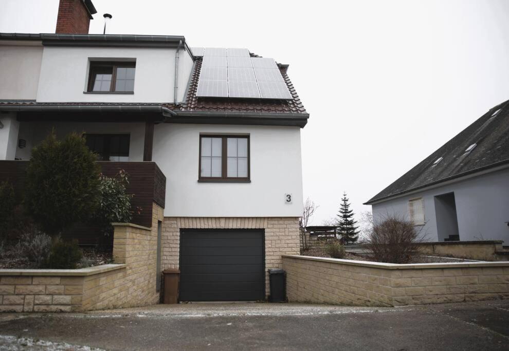 Cozy 3 Bedroom House With 11 Kw Electric Car Charger Hesperange المظهر الخارجي الصورة